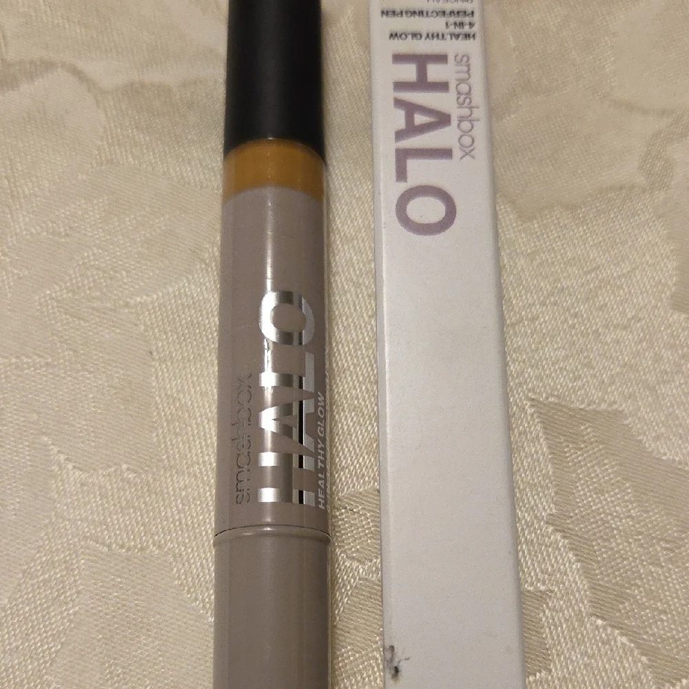 Smashbox Halo 4-in-1 Perfecting Pen - White